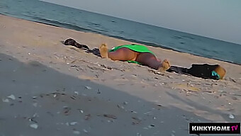 Nude Girl On The Beach - Hidden Cam