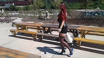 Outdoor Spaß In Nylons