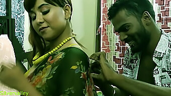 Bangladeshi Beauty Gets Her Pussy Licked And Fucked In This Hot Video