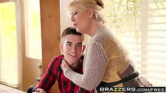 Brazzers - Wife With Big Boobs - Homemade Scene